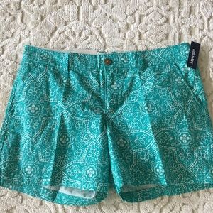 Old navy shorts.. NWT